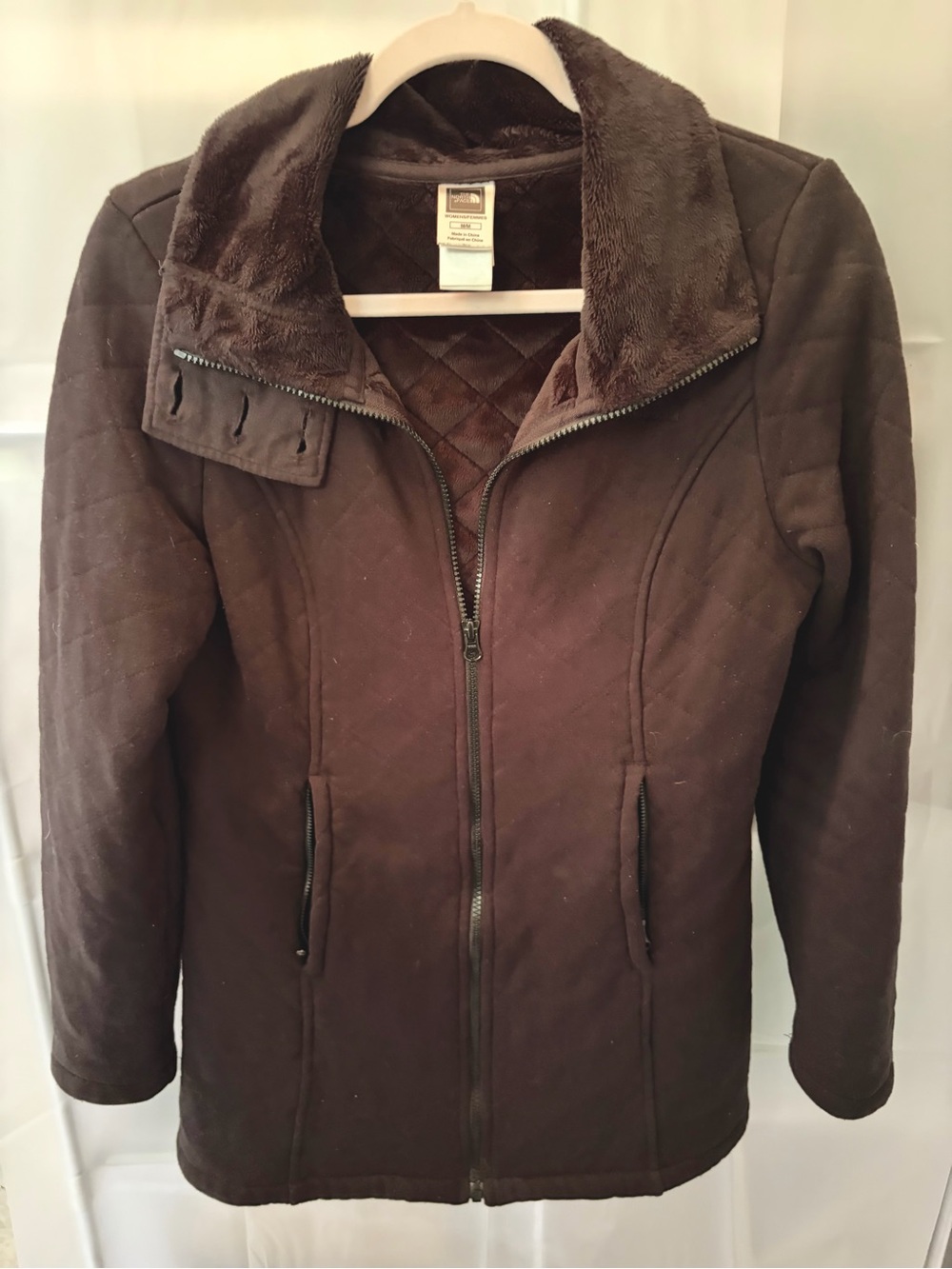The North Face Women’s Black Quilted Puffer Jacket with Faux-Fur Collar